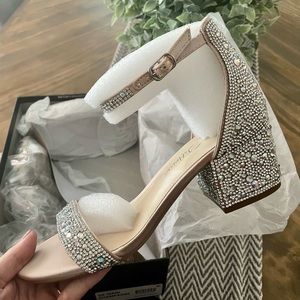 Betsey Johnson SB-Mari Champagne Heels (7)